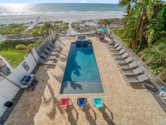 Four Shores #1 Beach Condo Direct Gulf w/ Pool & Spa #6