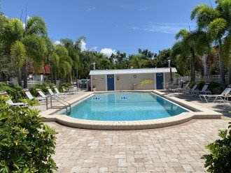 Townhome in Popular Iona Neighborhood! Minutes to Sanibel and Fort Myers Beach #5