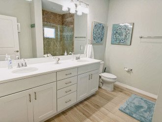 Master double vanity, walk-in shower, shampoo, conditioner, body wash provided.