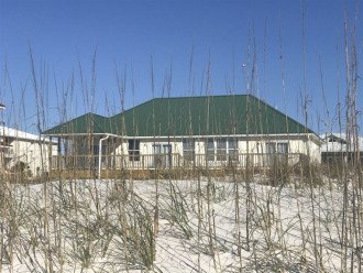 Beach Front Beauty: 910 Ariola Drive, Pensacola Beach Front property #4