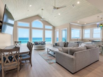 The Pelican Dive - Luxury 5BR/5.5BA Direct Beach Front #9
