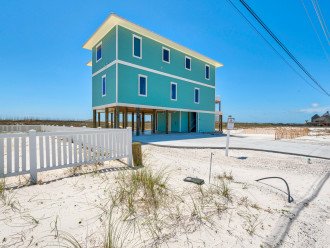 The Pelican Dive - Luxury 5BR/5.5BA Direct Beach Front #7