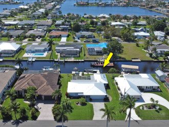 Updated Waterfront Retreat on SW Cape Gulf Access Canal! Heated Pool, Kayaks #29