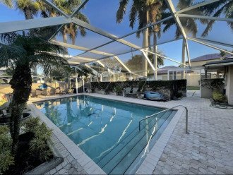 Beautiful Waterfront Two Bedroom Suite in Palm Beach #8