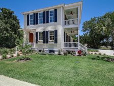 Coastal Cottage in Old Town, Fernandina with golf cart!