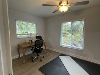 Study/workstation/yoga room