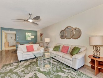 Island Condo on Inter-Coastal & just minutes from DT Historic Venice & the Beach #16