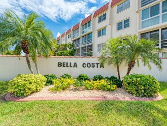 Island Condo on Inter-Coastal & just minutes from DT Historic Venice & the Beach #1