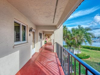 Island Condo on Inter-Coastal & just minutes from DT Historic Venice & the Beach #3