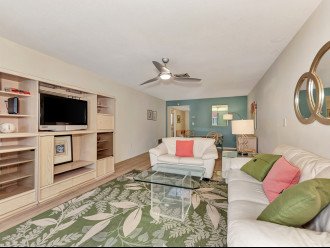 Island Condo on Inter-Coastal & just minutes from DT Historic Venice & the Beach #17