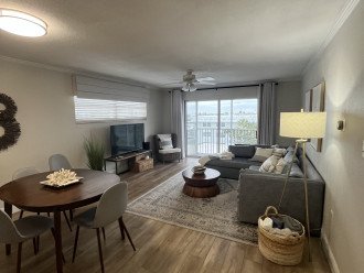 Living / Dining Area
