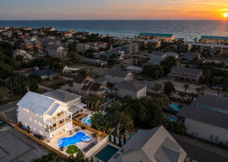Just a 3-minute walk to the beach along a convenient walking path.