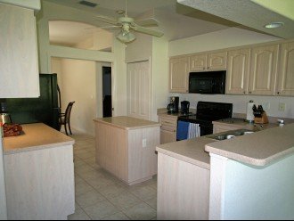 Fully equipped kitchen with a center island