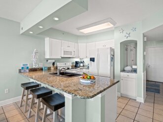 Emerald Towers West 1006 - Breezy Beachcomber #9