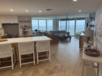 Newly Renovated Condo on the Beach of Daytona Shores! Oceanfront #37