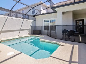 Cozy 4 Bed 3 Bed Champions Gate Townhome with Splash Pool - CG1589 #1