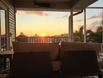 Captain's Retreat Waterfront Home w/ Lift and deep water direct gulf access! #3