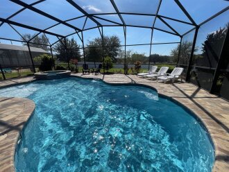 Ref 520. Stunning villa own pool/spa, games room. Nr Disney