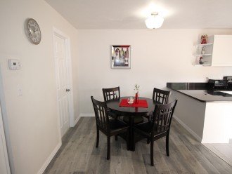 Villa Sunrise -beautifully remodeled town home centrally located in Fort Myers! #4