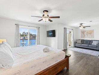 Master Bedroom - King Bed - Water Views - Balcony Access - Smart TV - Attached Full Bathroom - Sleeper Sofa - Linens Provided