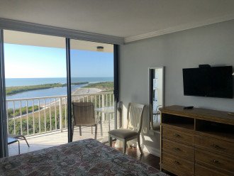 Relaxing views of Tiger Tail Beach from Master Bedroom, includes a 32" LCD TV!