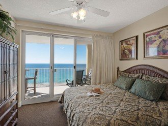 Ocean Villa 1602 master bedroom (King)
