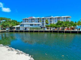Waterfront Home With Beautiful VIews #24