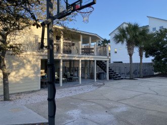 Summerwind SNOWDRIFT Private beach Private Road Newly Renovated #47