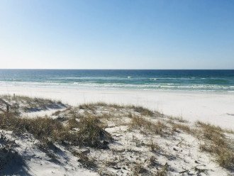 Summerwind SNOWDRIFT Private beach Private Road Newly Renovated #26