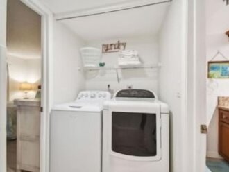 Seaview 204 3BD/2BA Beachfront Condo w/ Amazing Views #23