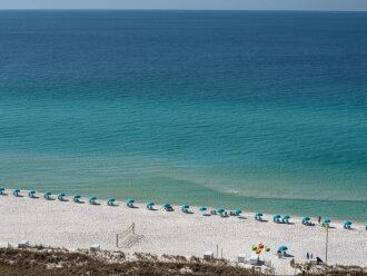 Mesmerizing sparkling blue sea at Edgewater Beach condos #17