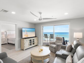 Crystal Dunes 406
