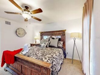 Spacious and Clean Family House in the Best location in Clearwater. Reserve now! #9