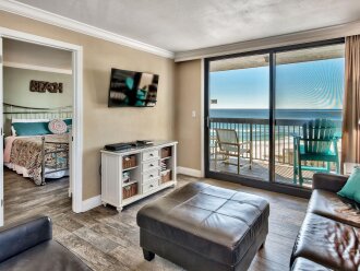2 BR Condo! Awesome Views! 14th floor! Resort on Sand! Heart of Destin!