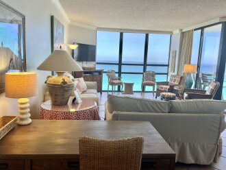 Free Beach SRVC! Amazing VIEWS for miles! Free Beach Bonfires M/F nights!