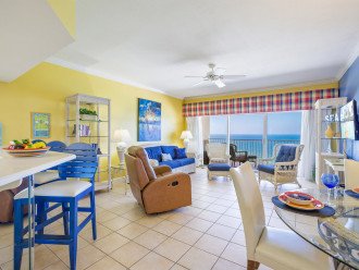 Luxury 2 BR Condo steps to the beach! No crowds! Beach Chairs Included #9