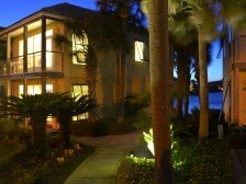 Centrally Located on Scenic in Destin Only 50 Steps to the Beach!
