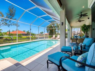 VILLA HEAVEN ON EARTH &ndash; WATER VIEW | BOAT RENTAL + TOURS VOUCHER INCL.
