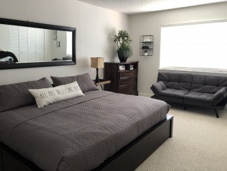 Master Suite 1. King bed. New furnishings USB ports. Ensuite door to bathroom.