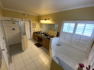 BIGGEST POOL EVER! Close To Disney! 3 master bedrooms, Lakeview, themed rooms #1