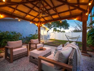 Beach Cottage w/ Yard &middot; 7 Min to Mayo Clinic