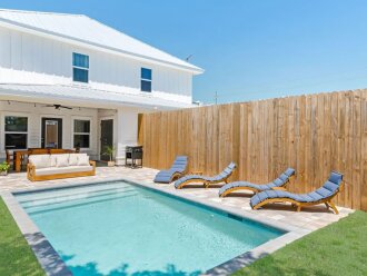 4BDR~Luxury Beach House l Pool l Steps 2 PCB Beach