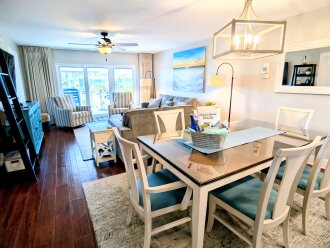 Sunset Balcony + 2 King Suites + Beach Gear