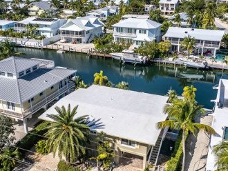 Exceptional VENETIAN SHORES home with pool, dock and boat lift. #1