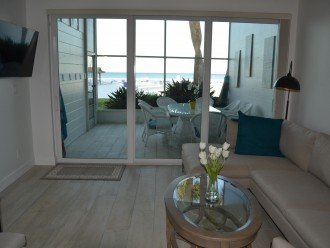 12 x 8' doors provide expansive view of beach and gulf