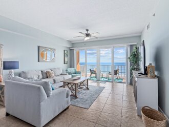 Oceanfront 3BR/3BA Condo with Large Balcony