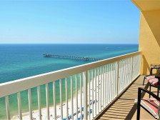 BEACHFRONT! EXCELLENT GULF VIEWS! FREE Beach Chairs! 2 King Beds!