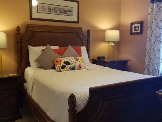 Restful 2nd bedroom with queen size bed & private entry to the 2nd bathroom