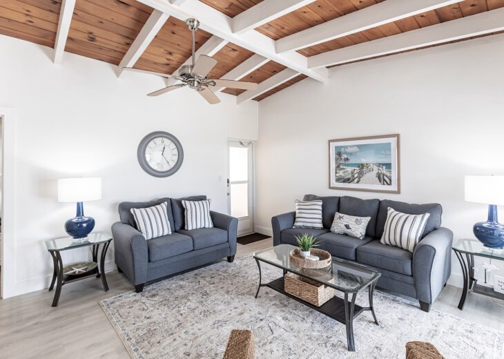 03 Living Room
