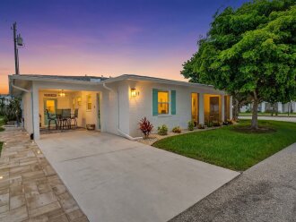 Villa 61 &ndash; Manasota Key | 2 Kings &bull; 4-Min Walk to Beach